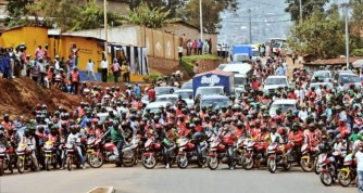 Ingendo za Moto n'iz'Intara n'Umujyi wa Kigali zasubukuwe uretse muri Rusizi na Rubavu, insengero n'utubari birakomeza gufunga