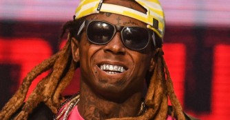 Lil Wayne yibasiwe n’abantu nyuma yo kuvuga ko Abapolisi b’Abazungu badahohotera Abirabura