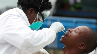 Africa y’Epfo: Abaganga 24.000 bamaze kwandura coronavirus, abagera ku 181 barapfuye