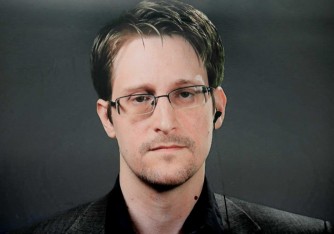 N’ubwo ari mu buhungiro, Edward Snowden yinjije arenga miriyoni y’amadorari kubera gutanga ibiganiro