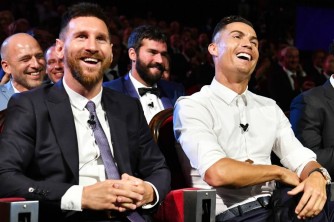 Messi na Cristiano ntibari mu bakinnyi batatu bazatoranywamo umwiza i Burayi