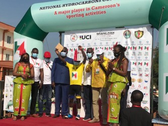 Mugisha Moise yagumanye umwenda w'umuhondo nyuma y'agace ka kabiri muri Grand Prix Chantal Biya - AMAFOTO