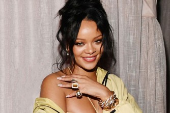 Rihanna agiye kwandika igitabo kigisha guteka