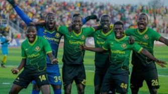 Mapinduzi Cup: Yanga Africans yegukanye igikombe itsinze Simba SC ya Meddie Kagere