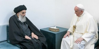 Papa Francis yahuye na Ayatollah Ali al-Sistani umwe mu bayobozi bakomeye ku Isi muri Isilamu 