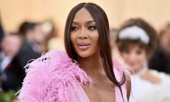 Ku myaka 50, umunyamideli Naomi Campbell yibarutse imfura