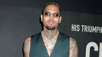 Chris Brown yatanze Miliyoni 100Frw ku menyo mashya ya zahabu