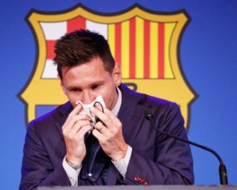 Messi yagaragaje amarira n'agahinda ubwo yasezeraga Barcelona, anakomoza ku ikipe zimushaka