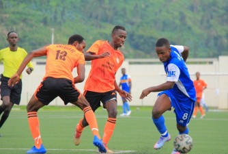 Rutsiro FC yashyiriweho intego y’amafaranga nitsinda Rayon Sports
