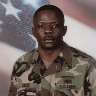 Sgt Alwyn Cashe yabaye Umwirabura wa 1 wahawe umudari w'icyubahiro muri America 
