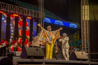 MU MAFOTO: Uko igitaramo cya koffi Olomide cyagenze muri Kigali Arena