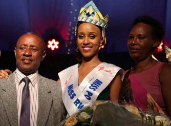 Niho Miss Rwanda 2022 igiye gutangirira! Iby'ingenzi wamenya ku ntara y'Amajyaruguru yibarutse Miss Doriane 