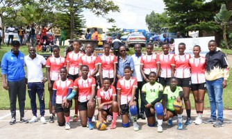 Volleyball: Ikipe y'abagore ya Ruhango yagiye mu maboko y'akarere, Mayor Habarurema ateguza abaturage ikipe ikomeye muri Afurika