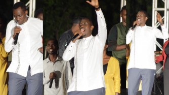 Bosco nshuti nawe yanejeje abatabiriye Kigali Gospel Fest yaberaga muri Car Free Zone