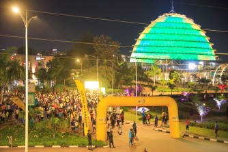 Umusifuzi Mukansanga Salima mu bitabiriye Kigali Night Run - AMAFOTO