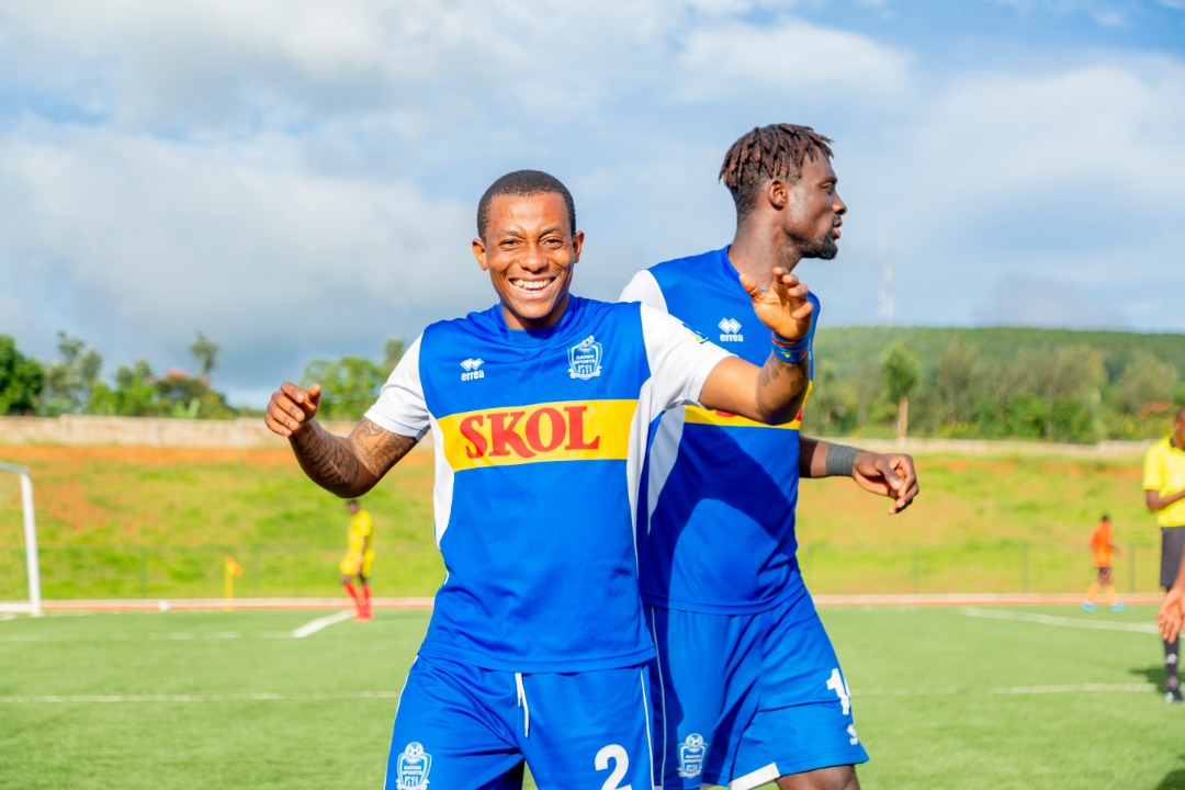 Rayon Sports Yatandukanye N'abakinnyi 5 - Inyarwanda.com