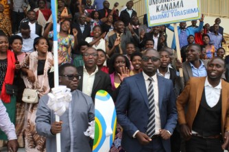 Rubavu: Abarimu bashimiye Perezida Kagame wabongereye umushahara, bavuga ko bifuza kuzagura imodoka- AMAFOTO