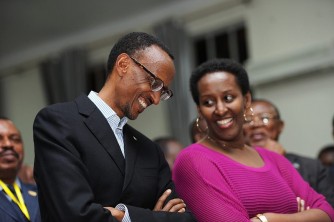 Bataramanye bisanzuye na Perezida Kagame: Yambiiiii, Ndashaka kuguha inka, Twagiye muri 2024