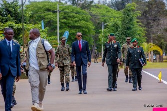 Perezida Kagame yahaye ipeti ba Ofisiye bashya, abashimira imyitwarire myiza