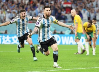 Igikombe cy'Isi: Messi yujuje imikino 1000 y'umwuga afasha Argentine gusezerera Australia