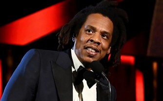 Jay-Z yemejwe mu bazaririmba muri Grammy Awards nyuma y'igihe batavuga rumwe 