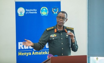 Gen. Kabarebe yasobanuye uko yarwanye n’Intare