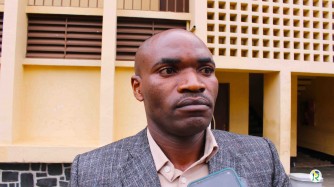 Rubavu: Emmanuel Simpeze yasabye abayobozi b’ibigo by’amashuri kwitandukanya na “munyangire”