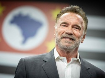 Arnold Schwarzenegger yagarutse bushya muri sinema