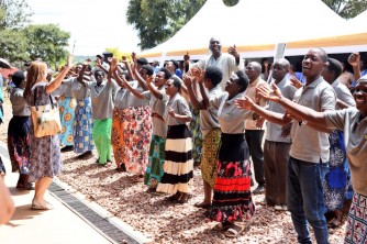 Rwamagana: Umurenge rukumbi utagiraga ikigo Nderabuzima wakibonye abaturage bashimira umukuru w'Igihugu 