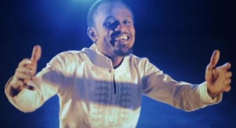 Kalimba Julius agarukanye indirimbo "Aho uri" anavuga uruhisho afitiye abakunzi ba Gospel-VIDEO