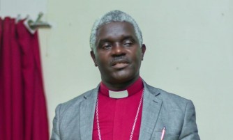 Bishop Ndayambaje Elisaphane yatorewe kuba Umuvugizi wa AEBR iherutse gushimwa na RGB - AMAFOTO