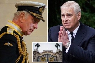 King Charles III yangiye umuvandimwe we Prince Andrew kugaruka i Bwami