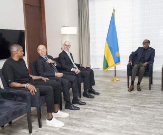 Perezida Kagame yagiranye ibiganiro n’abafite uruhare mu gutegura NBA