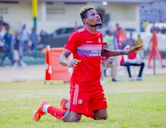 InyaRwanda Sports: Peter Agblevor ukinira Musanze FC yatowe nk'umukinnyi mwiza w'ukwezi