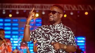 Sarkodie yongeye kugaragaza amarangamutima ye kuri Perezida Kagame