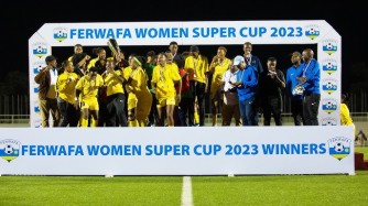 AS Kigali WFC itwaye igikombe cya Super Cup itsinze Rayon Sport WFC | Reba udushya twaranze ibihembo