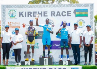 Munyaneza Didier yegukanye isiganwa rya Kirehe Race ryakubye ipine ku mupaka wa Tanzania - AMAFOTO + VIDEO