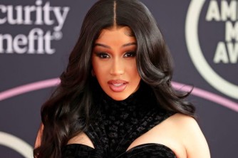 Cardi B yavuze ibyo kuba ari umunyamuryango wa Illuminati