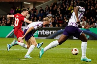 Europa League: Liverpool yakubiswe n'ikipe ikinamo Umunyarwanda 