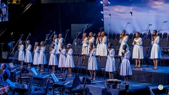 Chorale de Kigali abana batunguranye|Bahagurutsa abitabiriye igitaramo| You raise me up,jingle bell