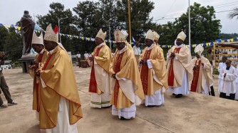 Antoine Cardinal Kambanda yayoboye ibirori byo gutangiza Yubile y'Impurirane  