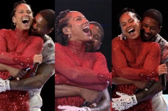 Usher yanenzwe ibyo yakoreye Alicia Keys ku rubyiniro mu gitaramo cya 'Super Bowl Haltime Show'-AMAFOTO