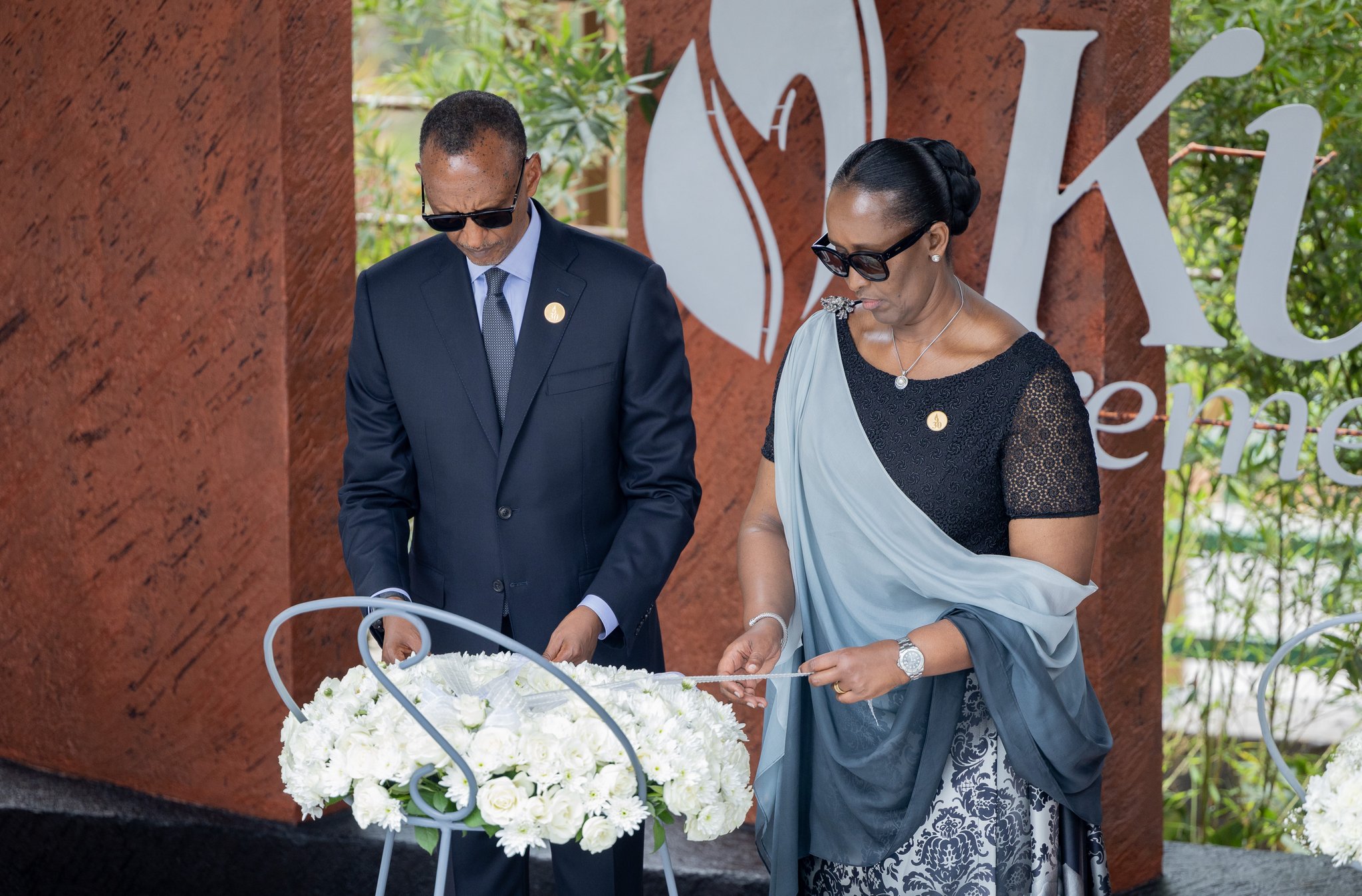 Kwibuka 30: Perezida Kagame Na Madamu Bacanye... - Inyarwanda.com