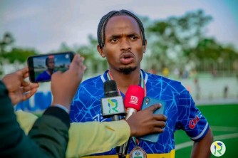 Muhire Kevin yavuze ko Rayon Sports yajemo amatsinda  ayirwanya, asaba abayihozemo kuyigarukamo-VIDEO