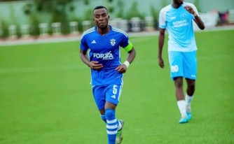 Nshimiyimana Emmanuel 'Kabange' wamaze gusinyira Rayon Sports yageneye ubutumwa abafana bayo