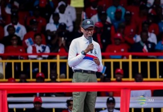 Perezida Kagame yasobanuye icyo bivuze kuba hari indi mitwe ya Politike yiyunze kuri FPR-Inkotanyi