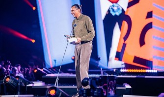 Umunsi Stromae ashishura icupa ry'amazi yari aherewe i Kigali