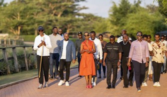 Perezida Kagame yagabiye inka abahanzi barimo Knowless batuye i Bugesera-AMAFOTO