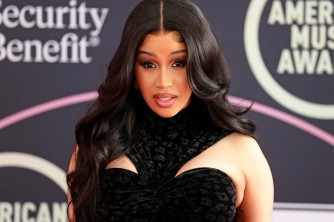 Cardi B yashyize umucyo ku byo guhagarika umuziki 