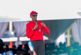 Kirehe: Paul Kagame wa FPR-Inkotanyi yakiranwe urugwiro n'abaturage barenga ibihumbi 200